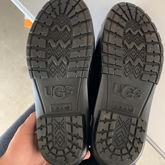 UGG Shaye Rain Boots in Black - Picture 12 of 13